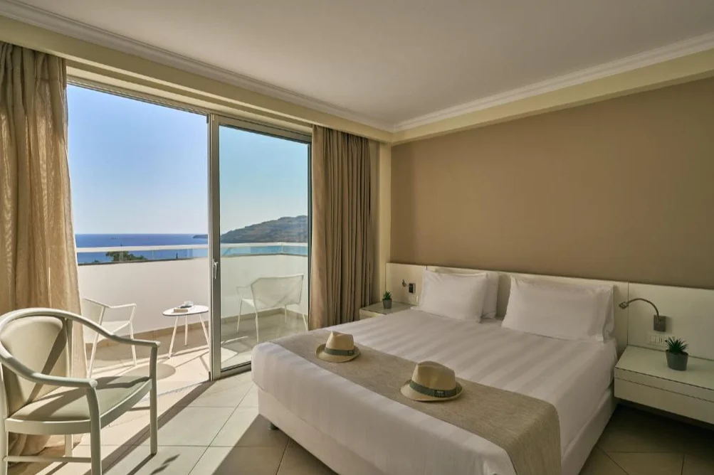 Lindos Village Resort & Spa | double bed met zeezicht